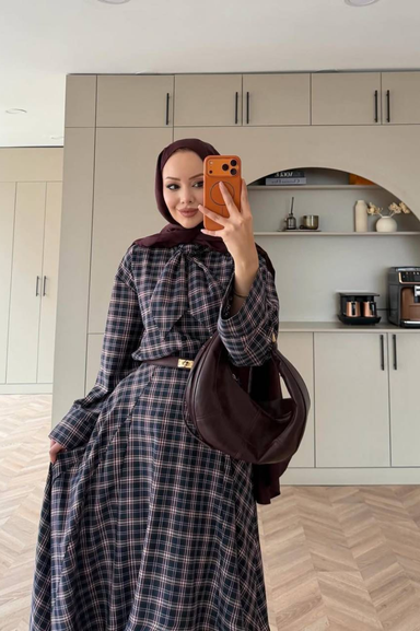 Ekoseli Etekli Takım