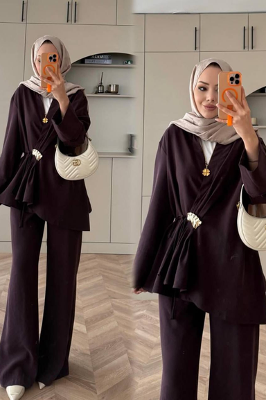 Yandan Broşlu Model Takım