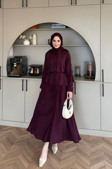 Taş Detaylı Etekli Takım